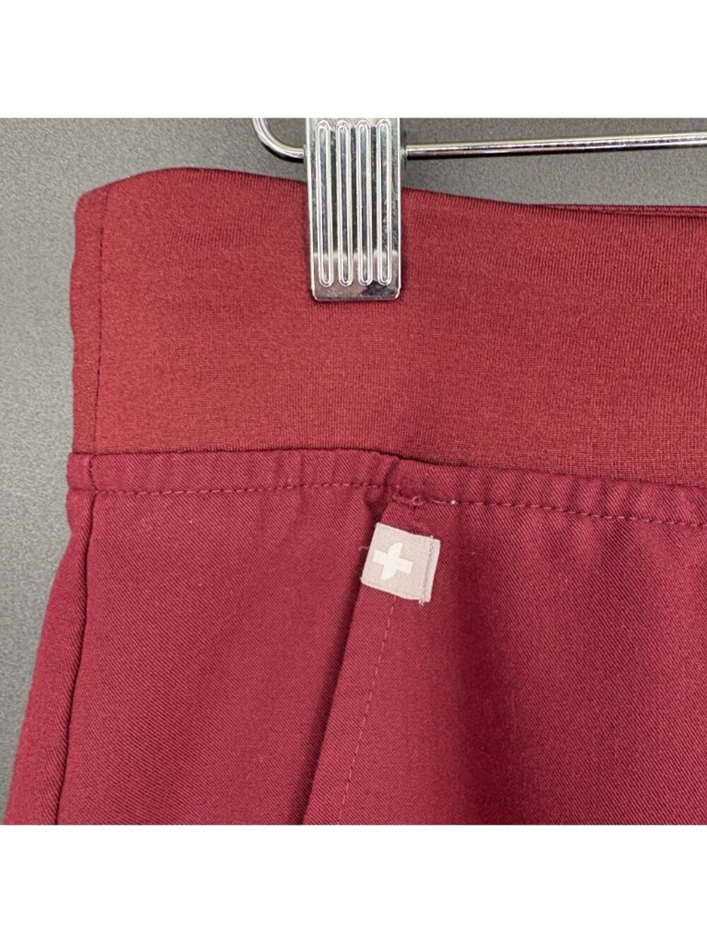 FIGS Women's Zamora Jogger Scrub Pants S Burgundy Healthcare Nursing Medical - Picture 3 of 11